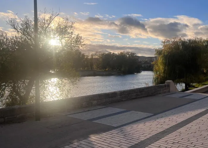 La Verriere Berges Du Tarn - Centre Historique